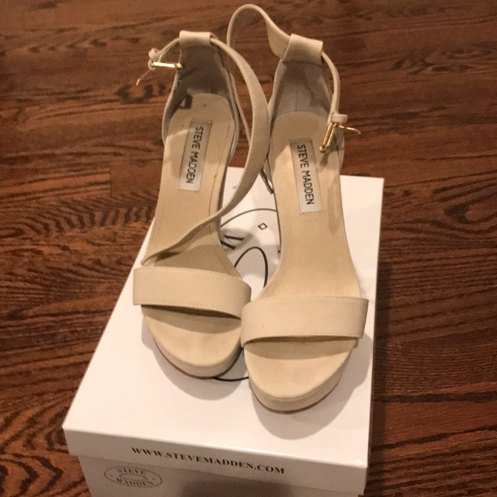 Steve Madden heeled sandals